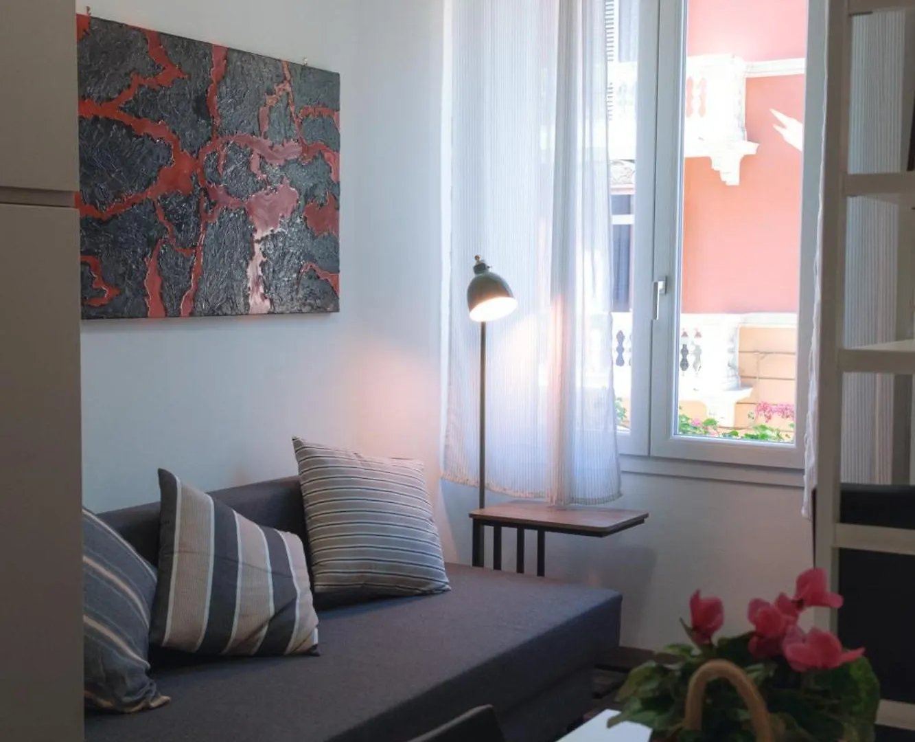 Vikos Lodge Apartment Bologna